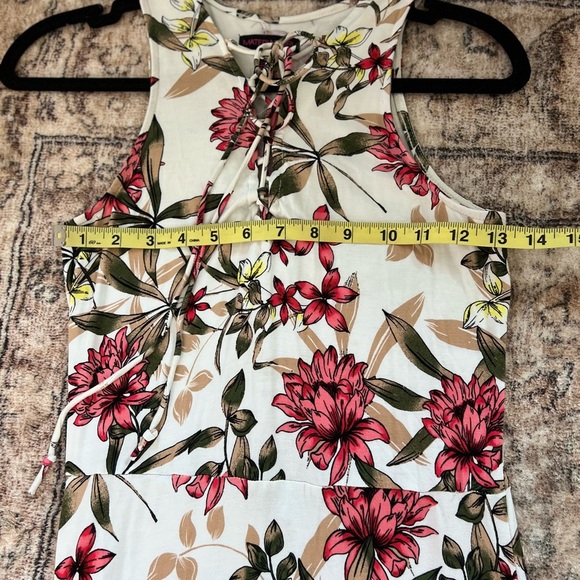 Material Girl Floral Lace-Up Maxi Dress - Red and Green on Cream Y2K Summer Chic - Picture 11 of 16